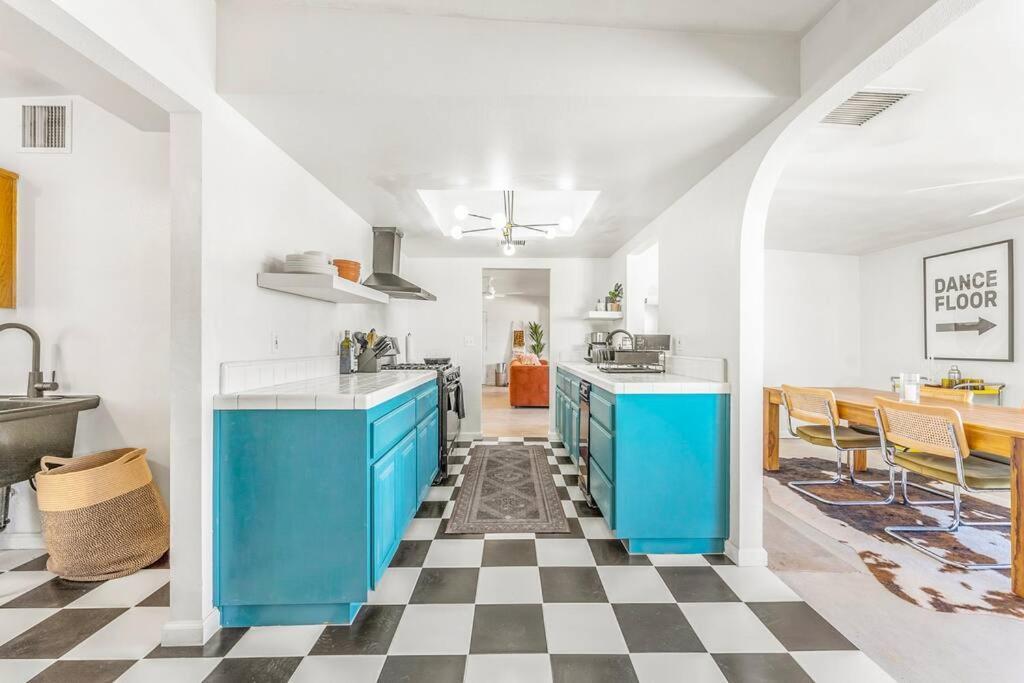 Вилла The Maude House Туэнтинайн-Палмс Экстерьер фото
